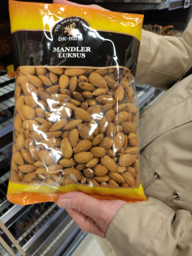 DK-NUT Mandler Luksus