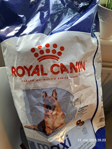 Royal Canin Maxi Dog Food
