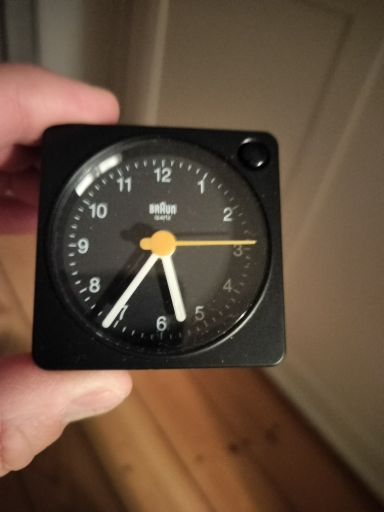 Braun alarm clock