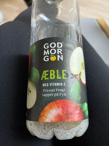 God Morgon Æblejuice