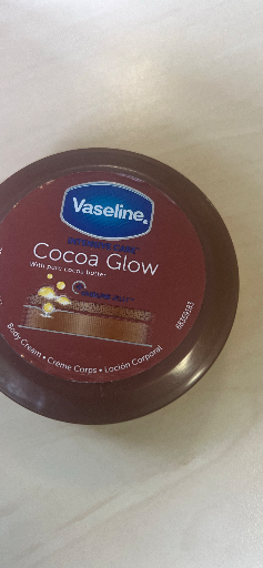 Vaseline Cocoa Glow Body Cream