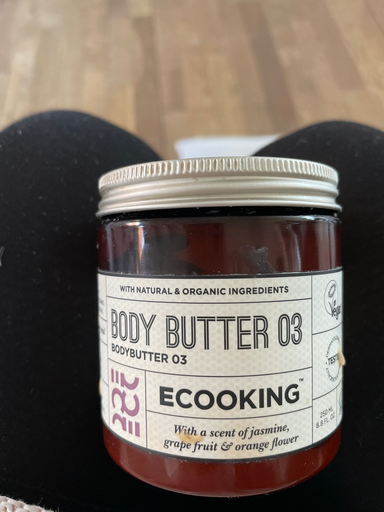 BODY BUTTER 03