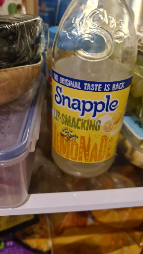 Snapple Lip-Smacking Lemonade