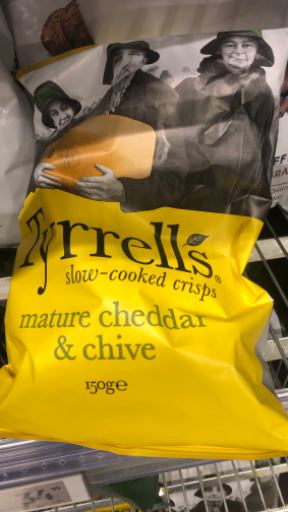 Tyrrells mature cheddar & chive crisps