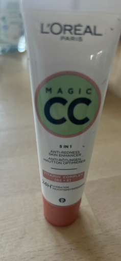 L'Oréal Paris Magic CC Cream