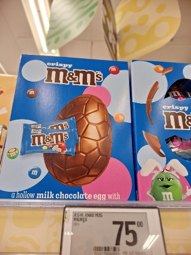 Crispy M&M's Chocolate Egg