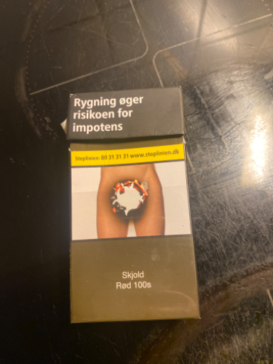 Skjold Red 100s Cigarettes