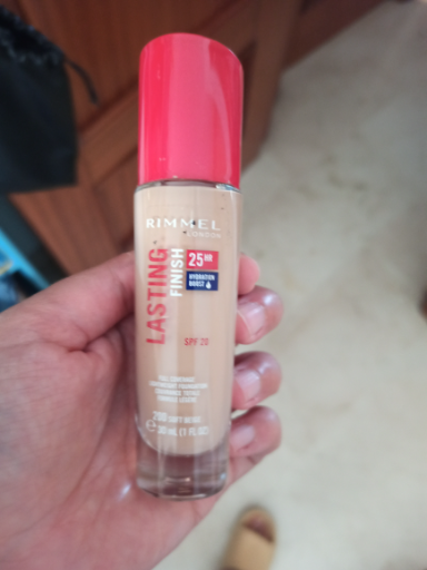 Rimmel Lasting Finish 35 Hour Foundation