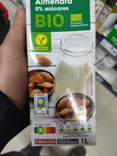 Almendara bebida de almendra