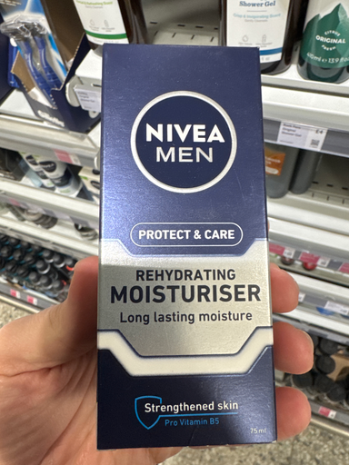 NIVEA MEN Rehydrating Moisturiser 75ml