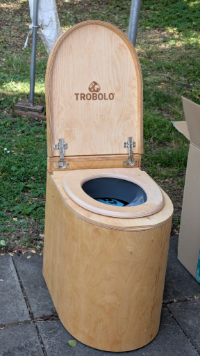 TROBOLO composting toilet