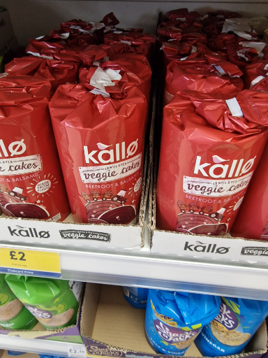Kallo Beetroot & Balsamic Veggie Cakes
