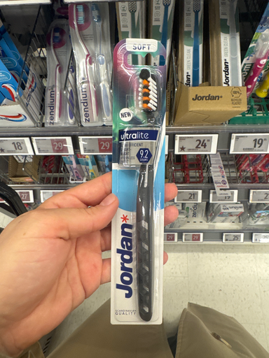 Jordan Ultralite Toothbrush