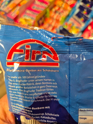 Firn Pfefferminz-Bonbon mit Schokokern