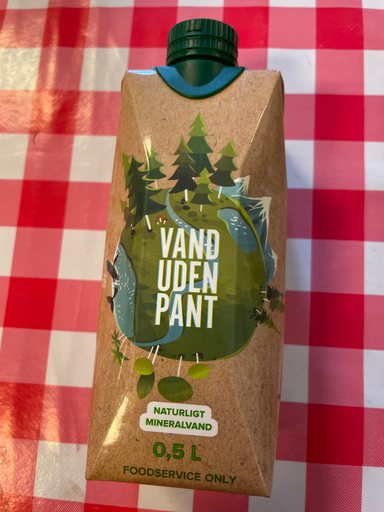 VENDEN Natural Mineral Water