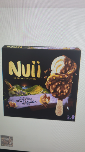 Nuii Caramelised Salted Almond & New Zealand Honey Ice Cream Stick