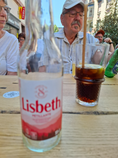 Lisbeth Cola