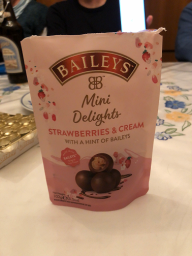 Baileys Mini Delights Strawberries & Cream