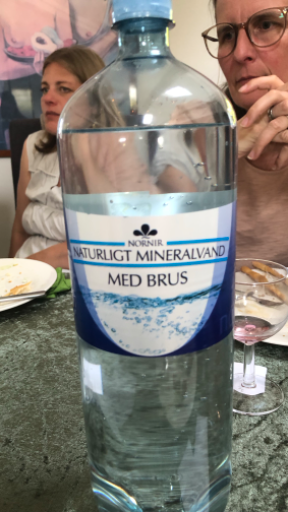 Nørding naturligt mineralvand med brus