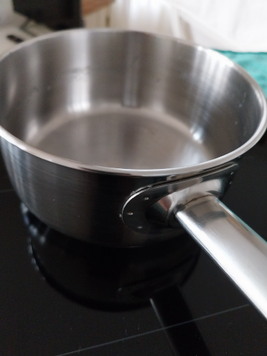 Le Creuset Classic Stainless Steel Saucepan with Lid