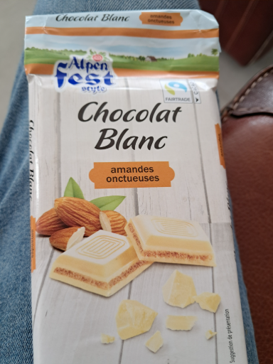 Alpen Fest Chocolat Blanc Amandes Onctueuses