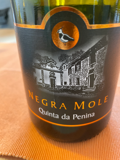 Negra Mole