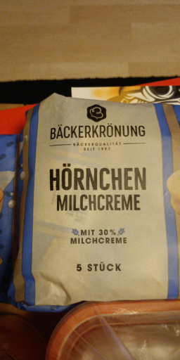 Bäckerkrönung Hörnchen Milchcreme