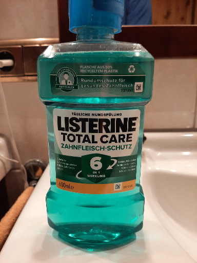 Listerine Total Care