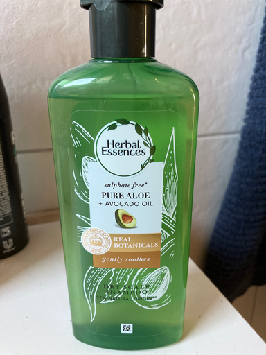 Herbal Essences Pure Aloe + Avocado Oil