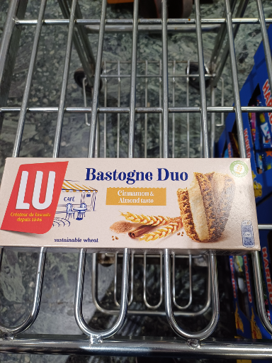 LU Bastogne Duo Cinnamon Almond Biscuits