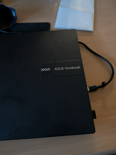 ASUS Vivobook Laptop