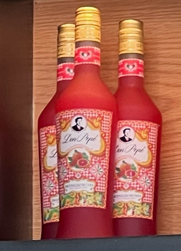 Don Apfel liqueur