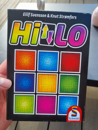 Schmidt Spiele HiLo Card Game