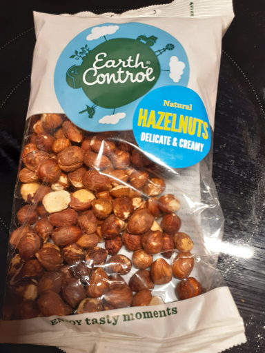 Earth Goods Organic Hazelnuts
