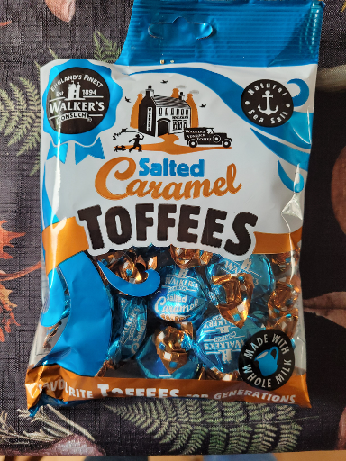 Walkers Salted Caramel Toffees
