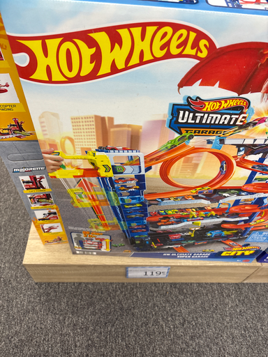 Hot Wheels Ultimate Garage