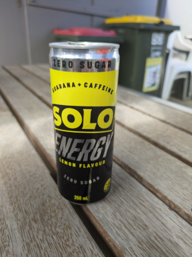 Solo Energy Lemon Flavour drink