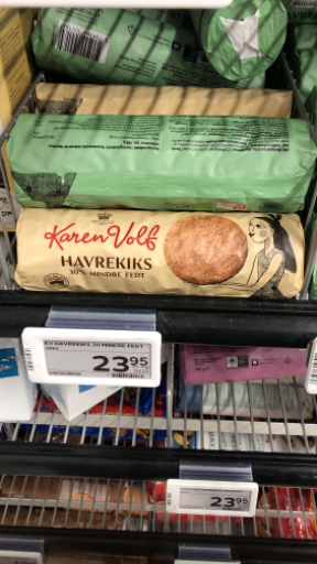 Karen Volf Havrekiks med Frugt