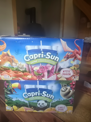 Capri-Sun Mystic Dragon and Jungle Drink