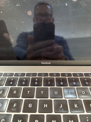 Apple MacBook Air 15-inch with M4 Chip