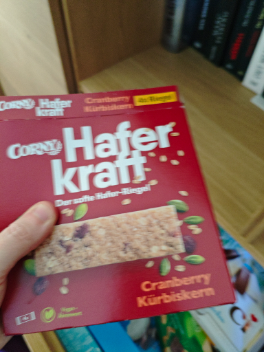 Corny Haferkraft Cranberry-Kürbiskern Riegel
