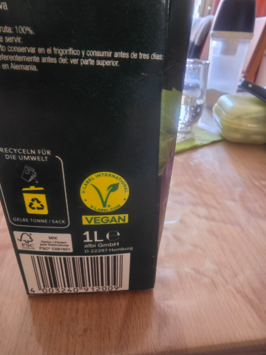 Albi Sauerkirsch-Nektar 1L