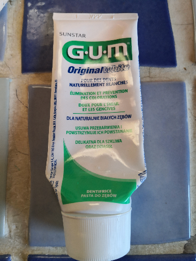 G.U.M Original White