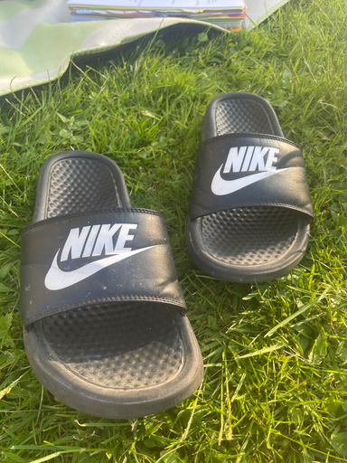 Nike Calm Slide Sandal