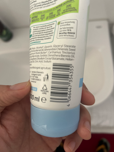 Shampoo