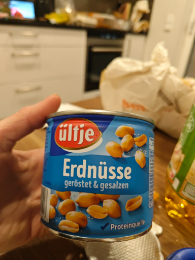 Erdnüsse geröstet & gesalzen