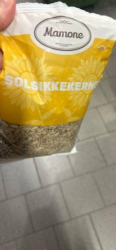 Mamone frø eller kerner