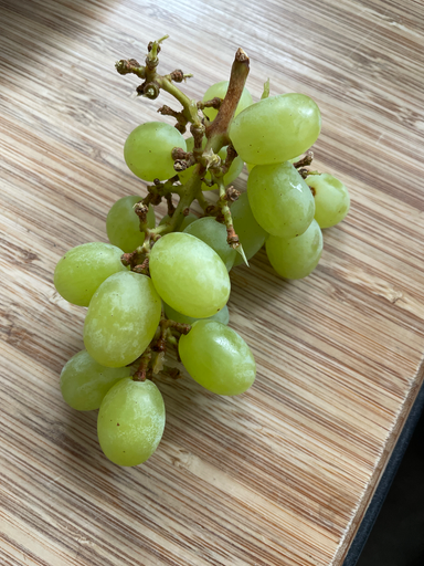 Sun World Autumncrisp Green Seedless Grapes