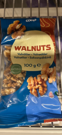 Coop Walnuts