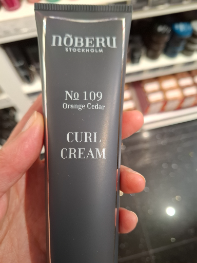 Nöberu Curl Cream